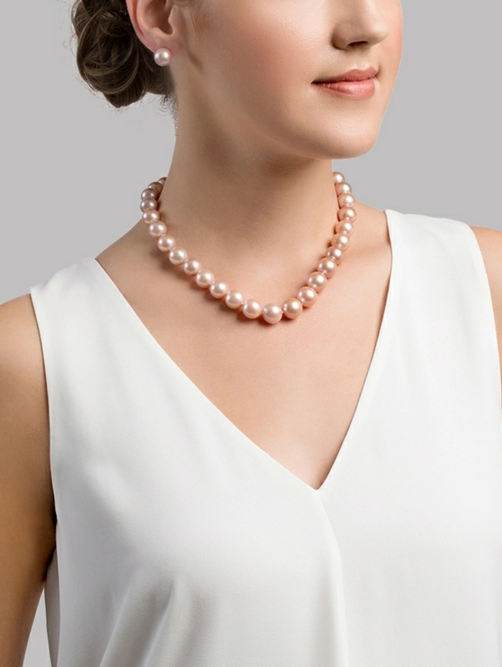 Blush Pink Faux Tahitian Pearl necklace 🆕